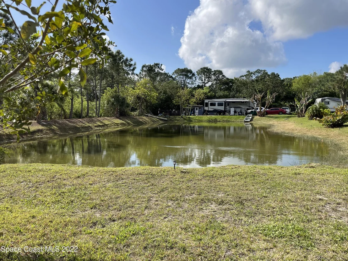 Photo of 2550 Grant Road