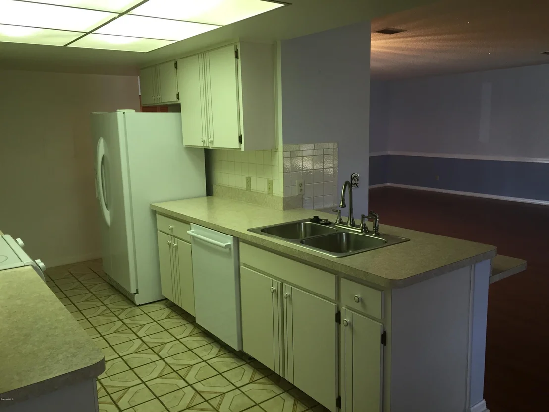 Photo of 1735 Figtree Drive