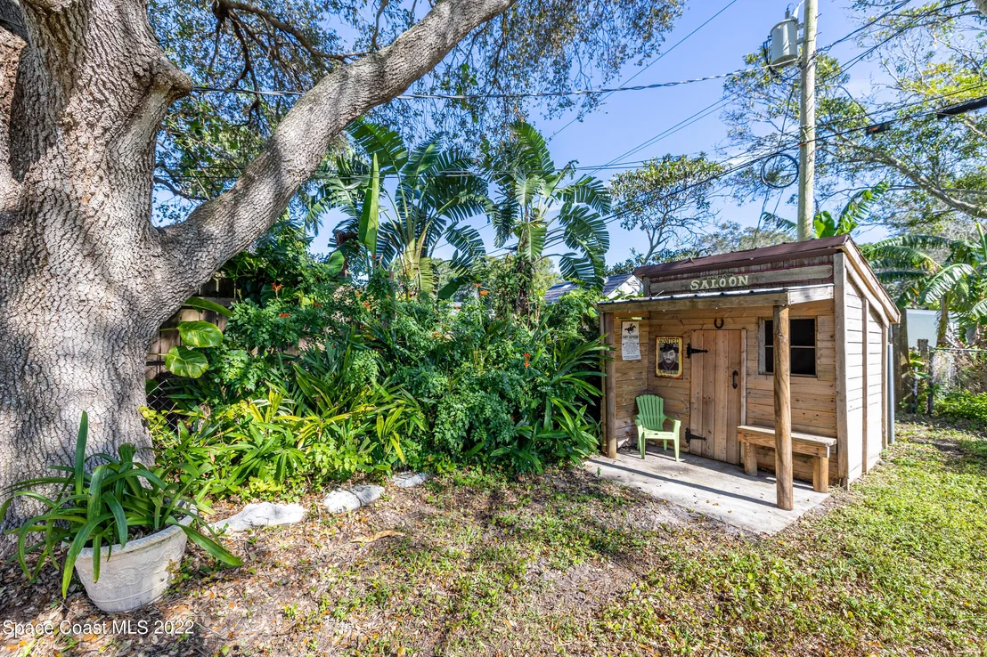 Photo of 1609 Hedrick Drive