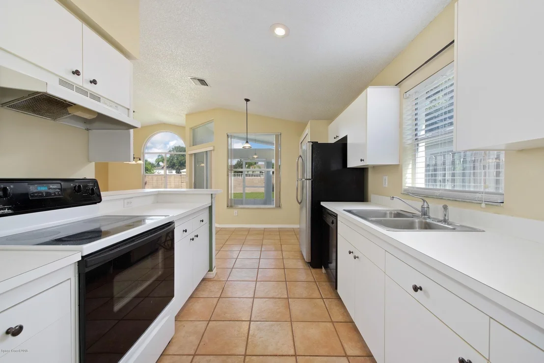 Photo of 6994 Hammock Trace Drive