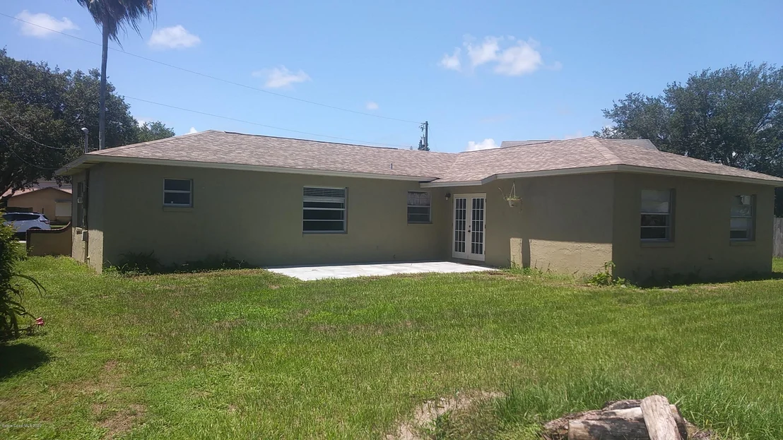 Photo of 1032 Sycamore Drive