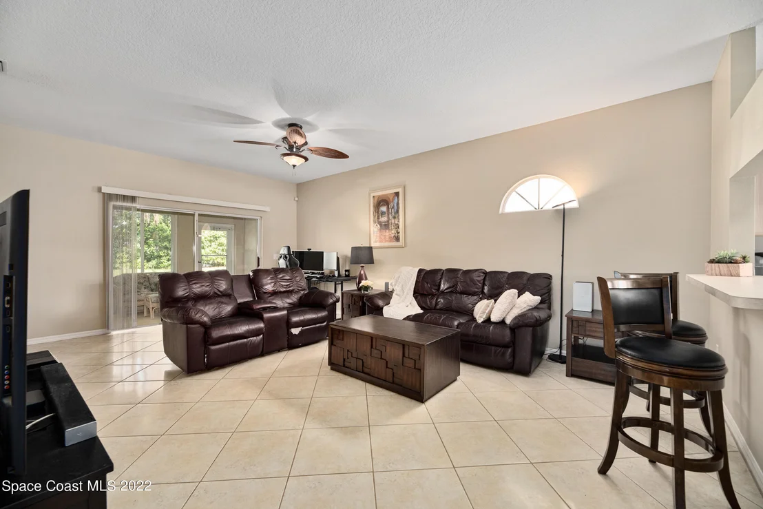 Photo of 4072 Green Oak Drive