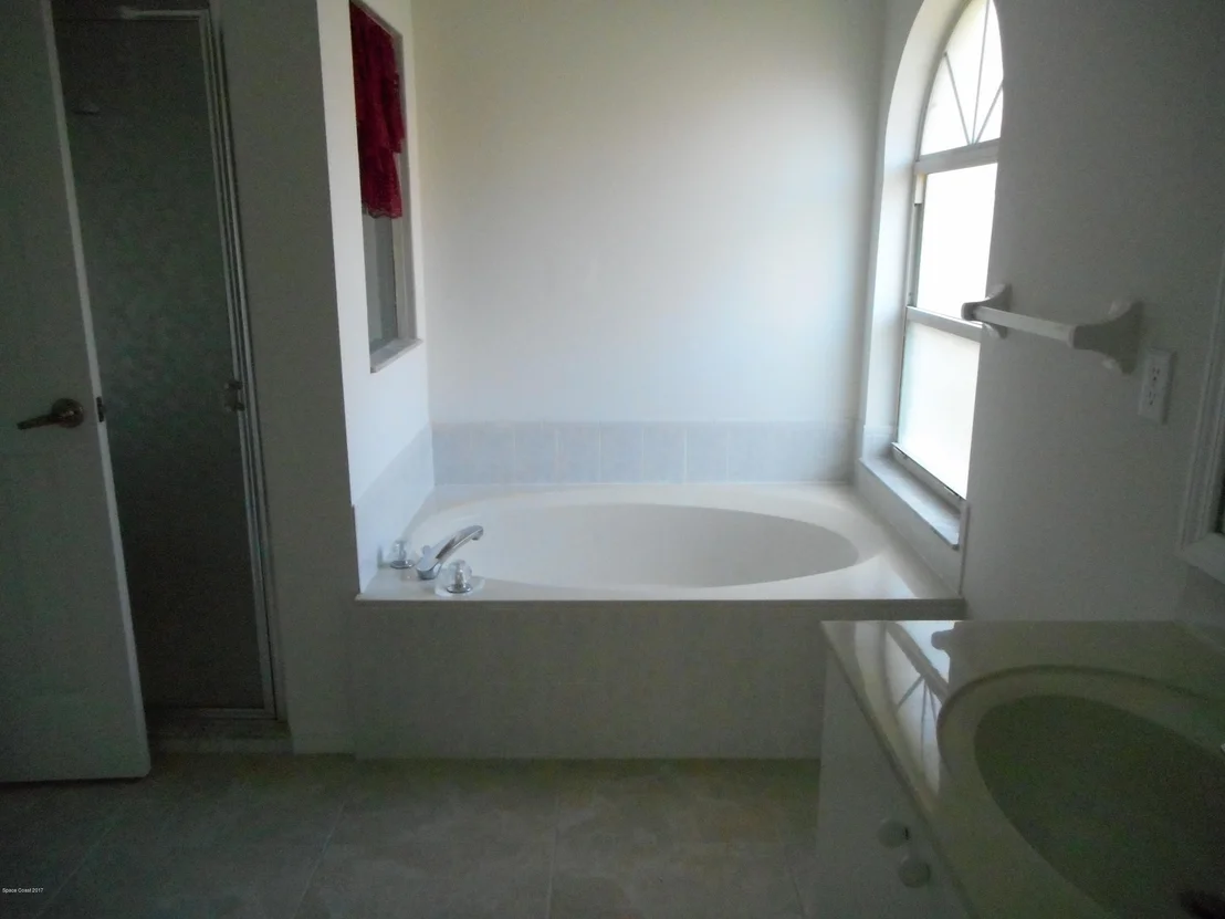 Photo of 1225 Meadow Lake Road