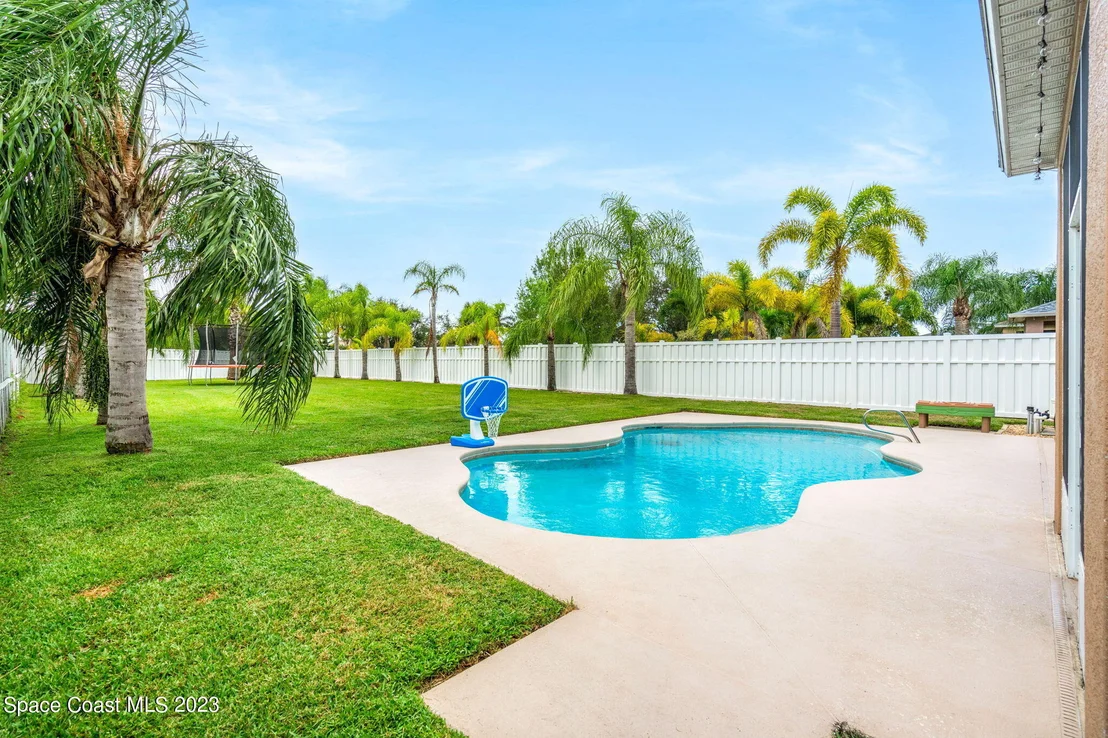 Photo of 5916 Indigo Crossing Drive