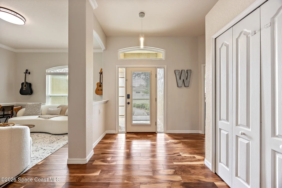 Photo of 6197 Arlington Circle