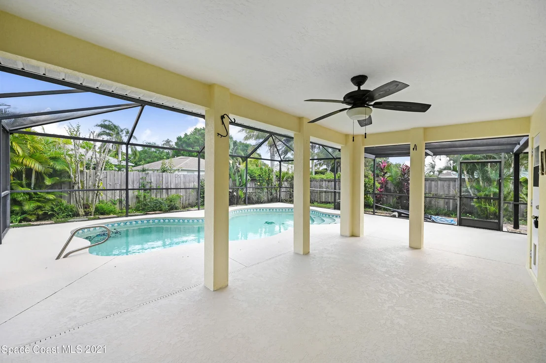 Photo of 5069 Alamanda Drive