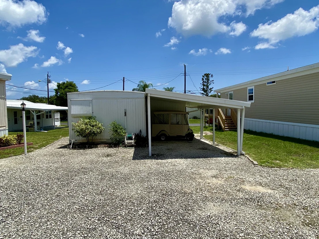Photo of 2967 Indian River Drive NE