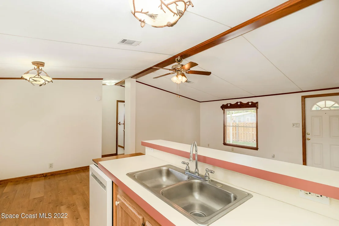Photo of 4991 Cambridge Drive