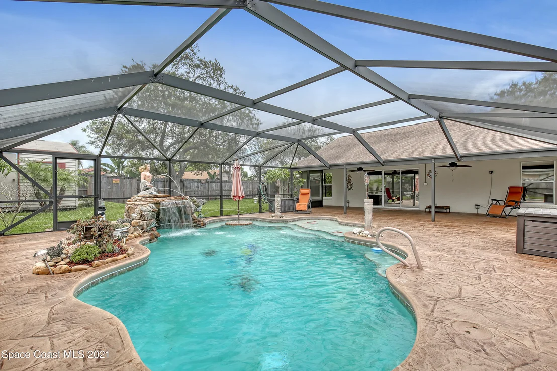 Photo of 6380 Manila Drive