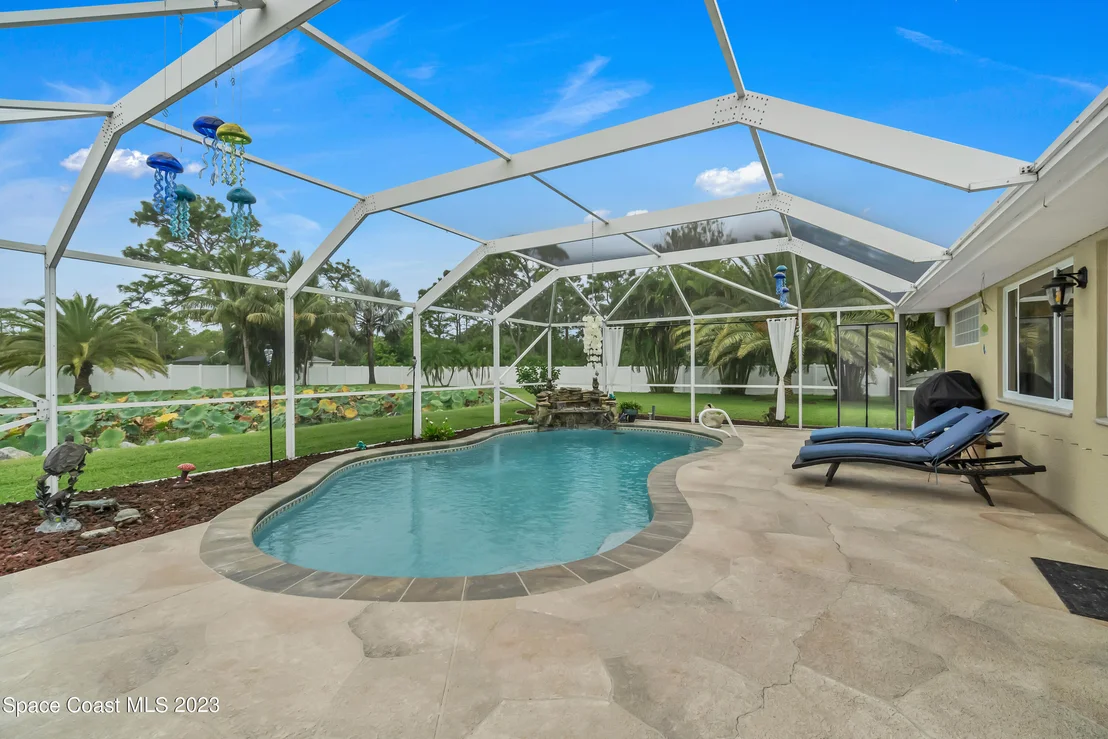 Photo of 2550 Waring Lane
