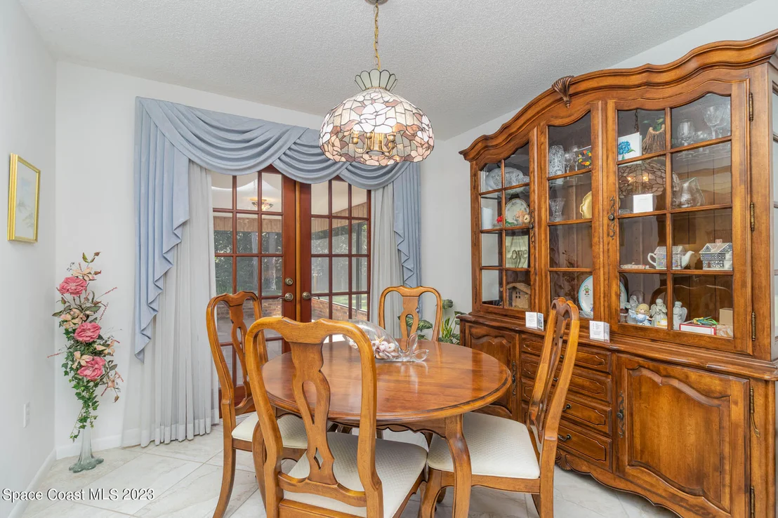 Photo of 639 Dundee Circle