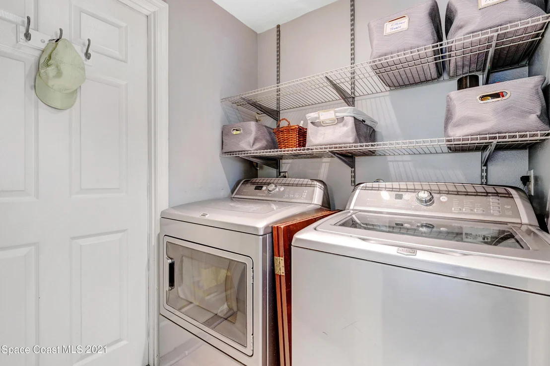 Photo of 2589 Addington Circle
