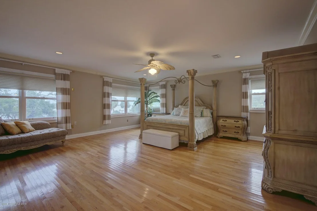 Photo of 1511 Rockledge Drive