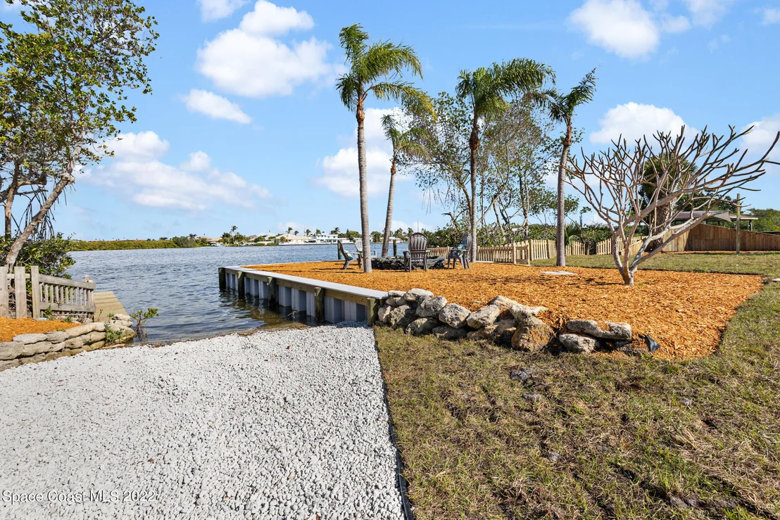 Photo of 77 W Bay Drive