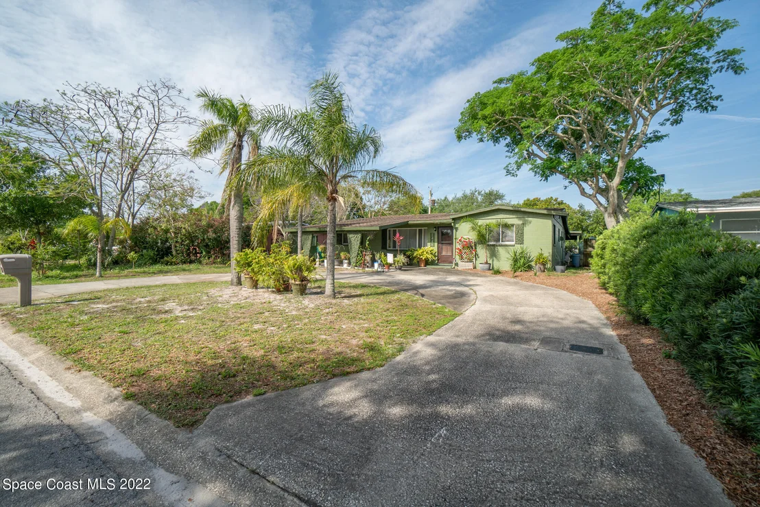 Photo of 1446 Stanley Drive