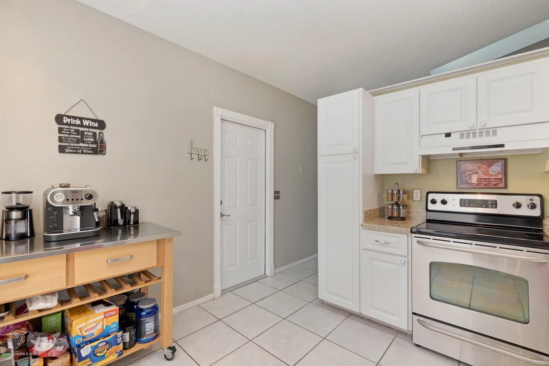 Photo of 1632 Clover Circle