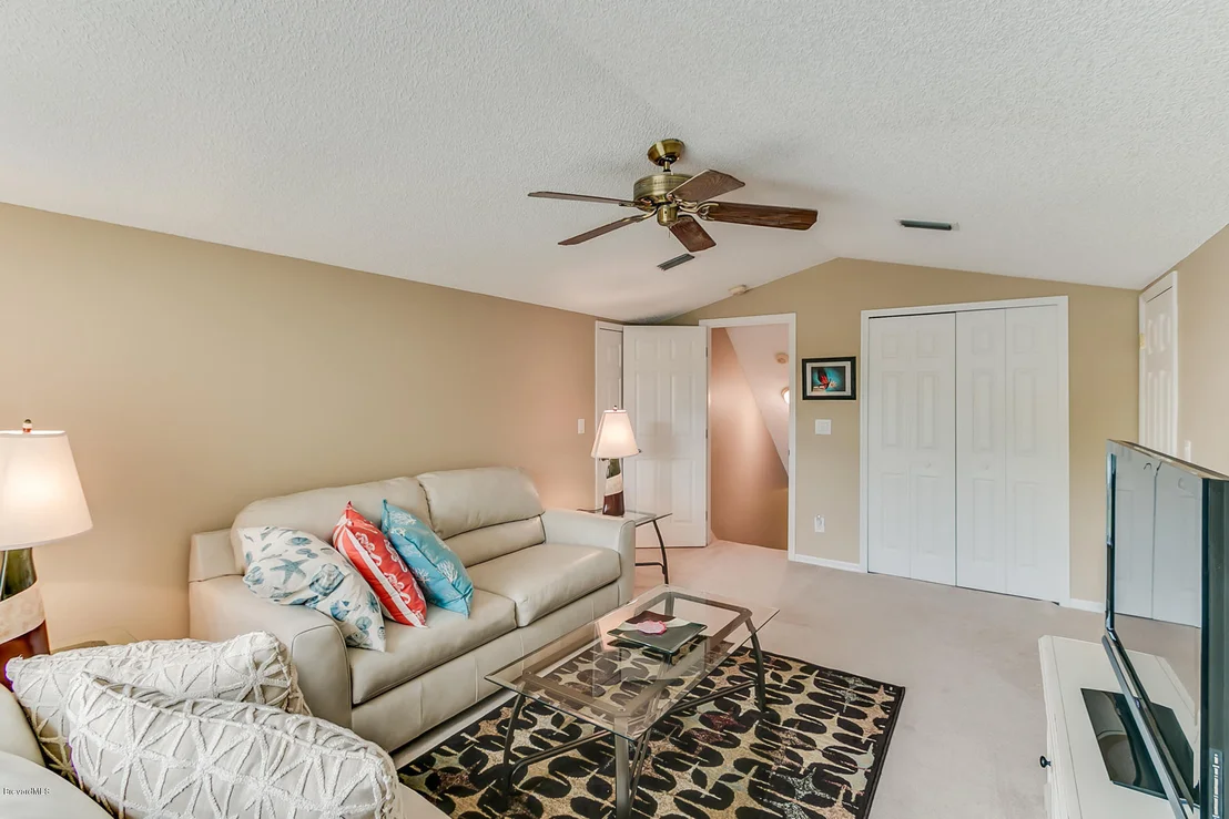 Photo of 4958 Alamanda Drive