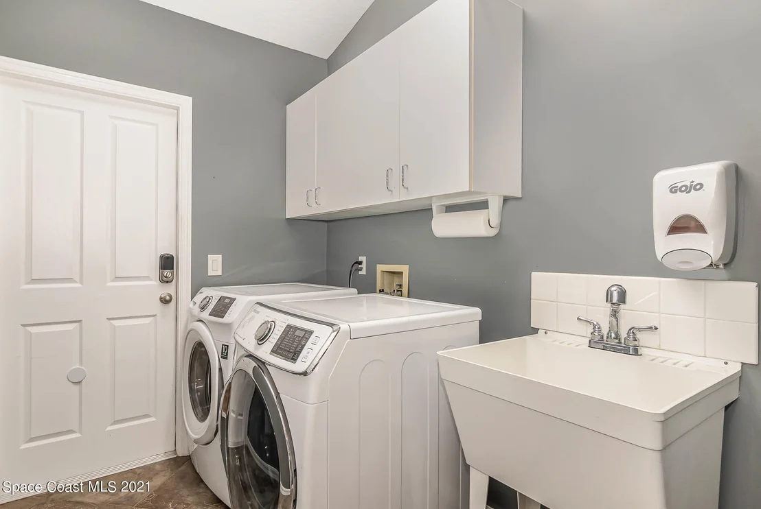 Photo of 243 Peregrine Drive