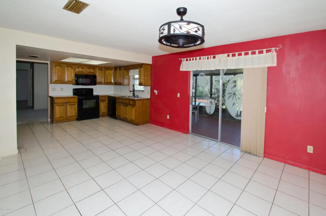 Photo of 300 Arcadia Avenue