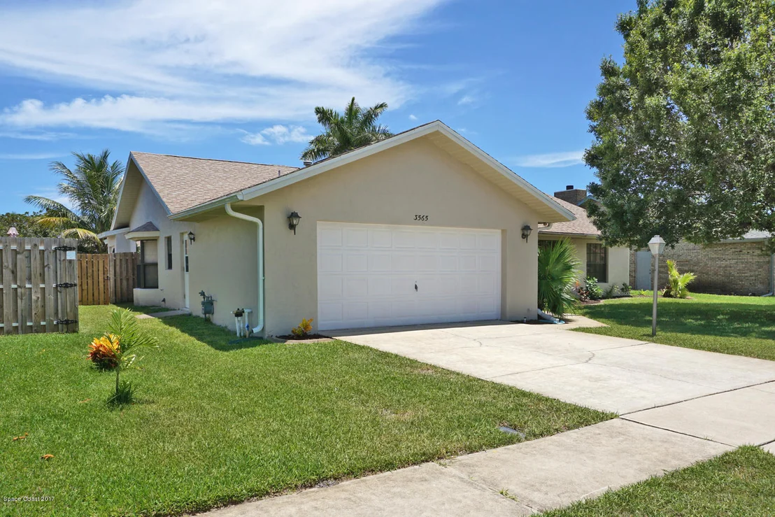 Photo of 3565 Finch Drive