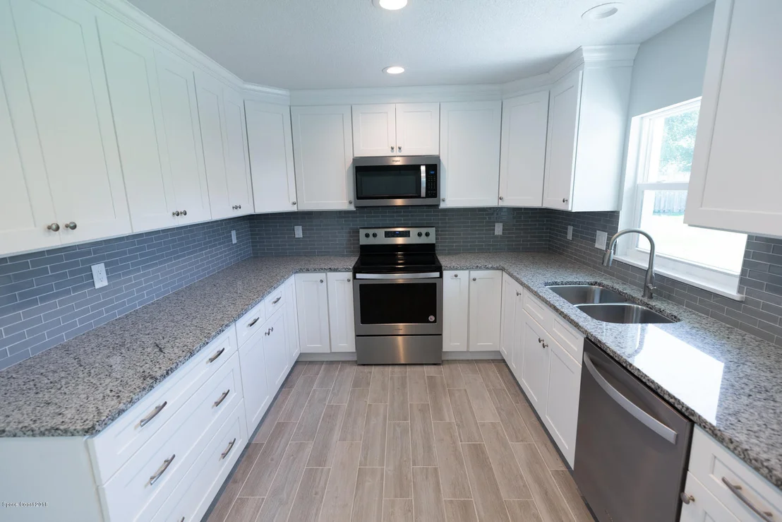 Photo of 312 Darrow Avenue