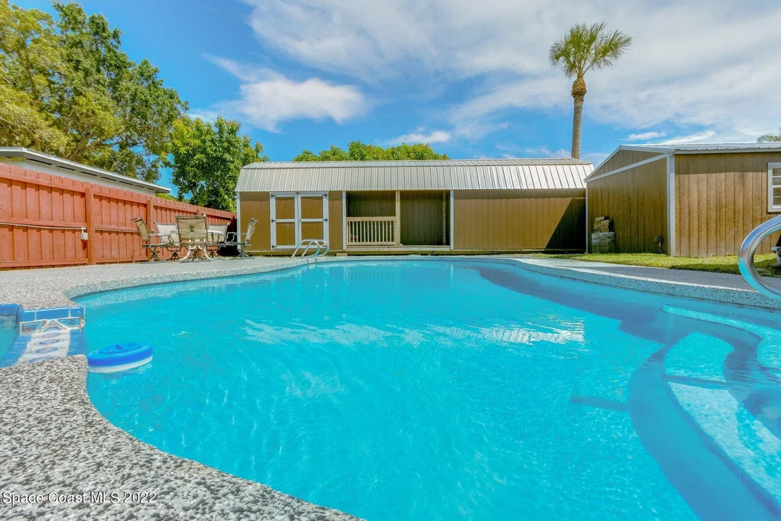 Photo of 1075 Lindholm Place