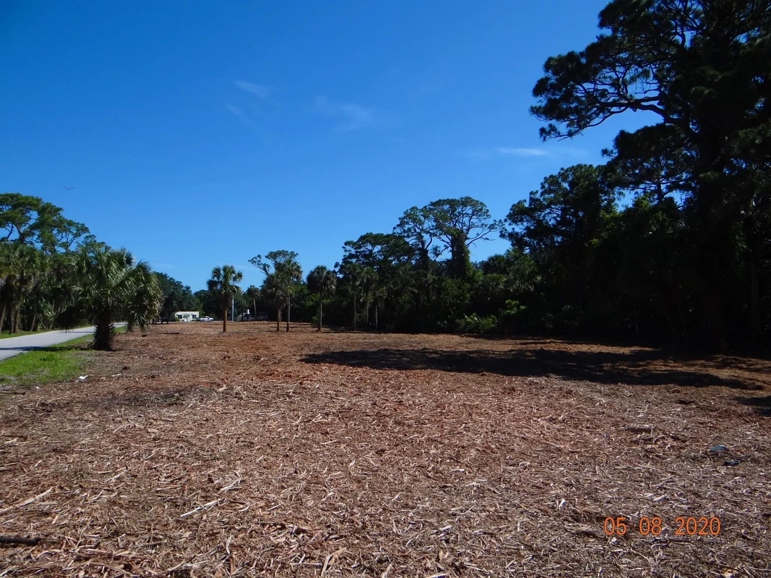 Photo of 2405 Malabar Road