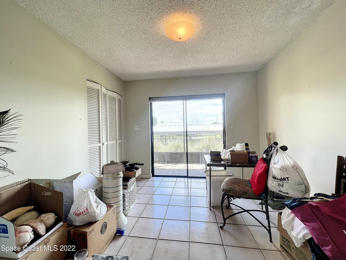 Photo of 825 Heron