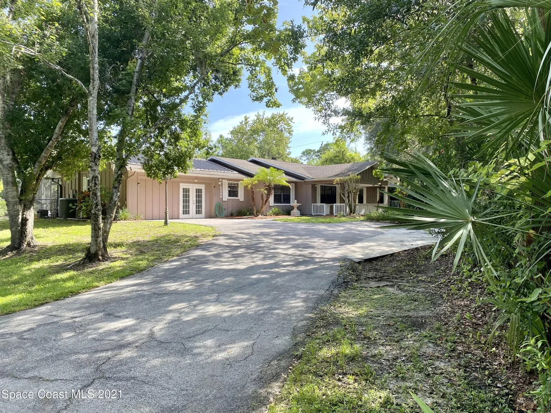 Photo of 4240 Deerwood Trail