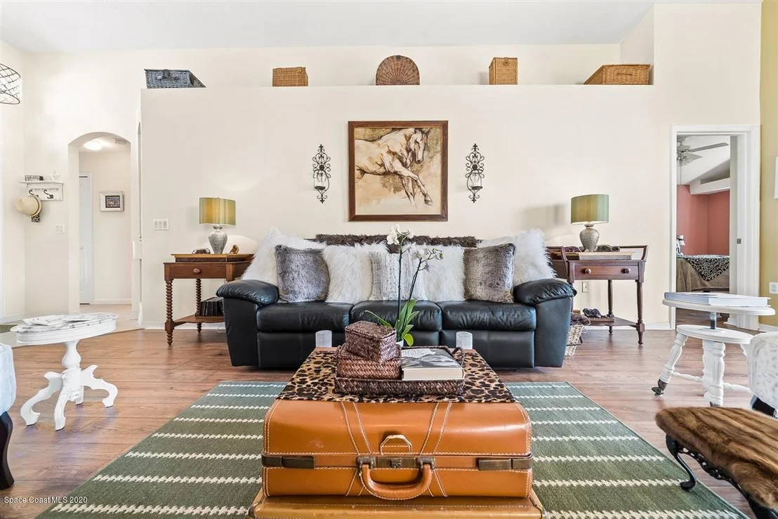 Photo of 2484 Addington Circle