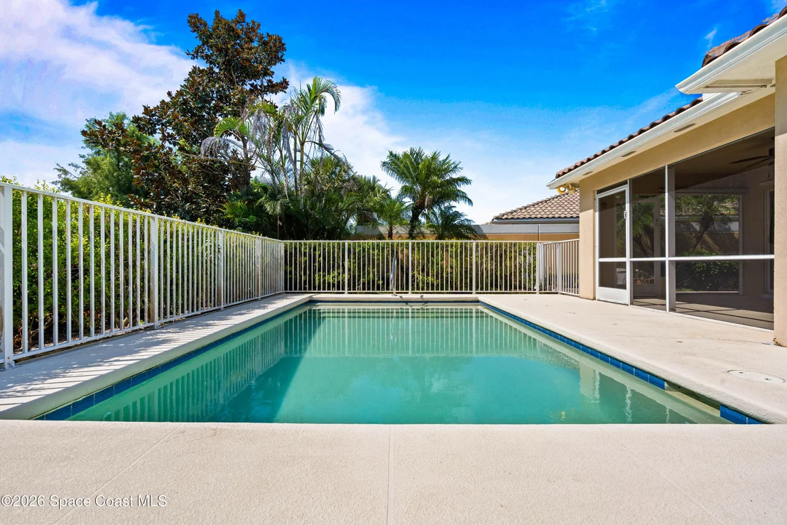 Photo of 3405 Hyperion Way SE