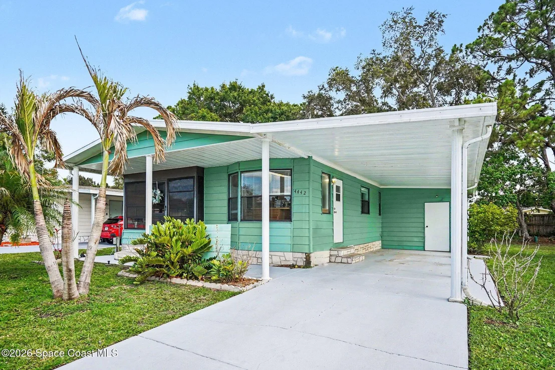Photo of 4442 Twin Lakes Drive