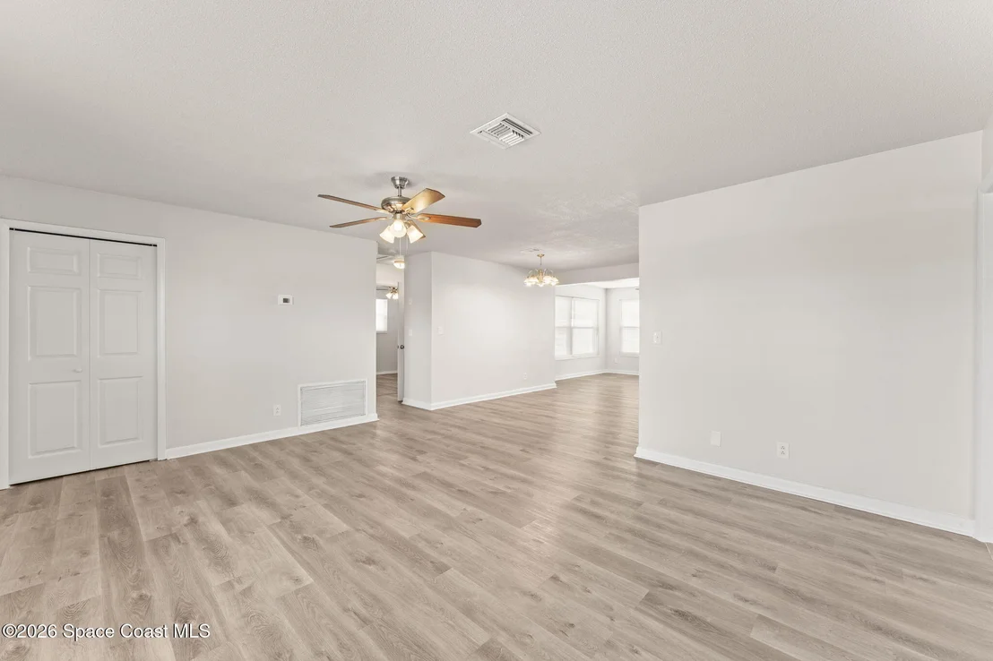 Photo of 676 Ixora Drive