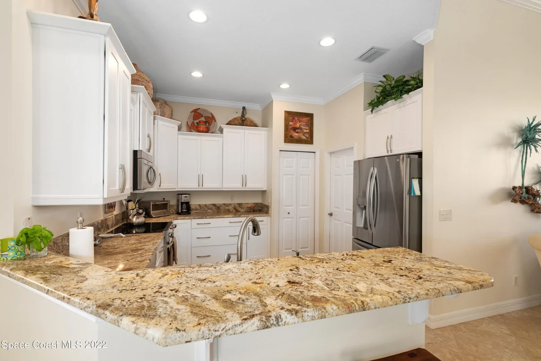 Photo of 5388 Solway Drive