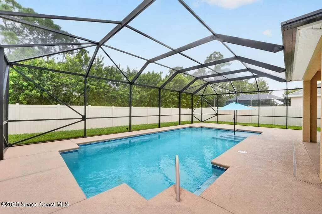 Photo of 228 Abernathy Circle SE