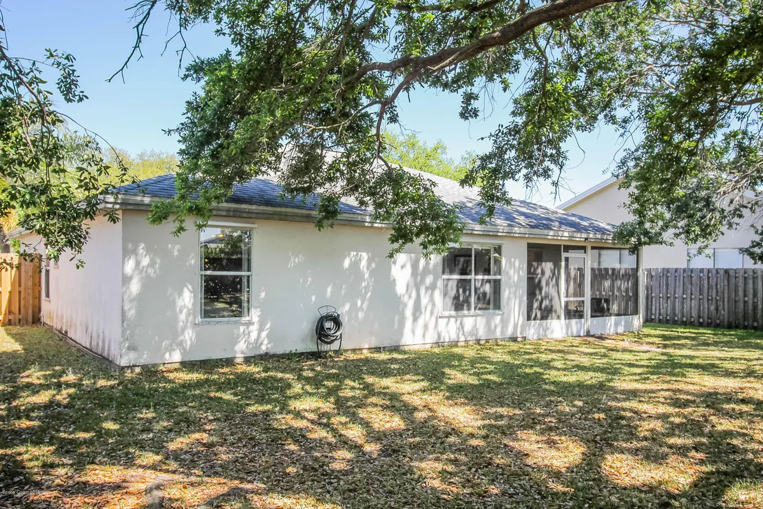 Photo of 7217 Hammock Lakes Drive
