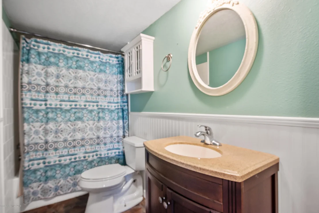 Photo of 497 Louis Drive