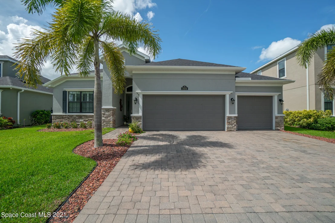 Photo of 7974 Creshire Circle