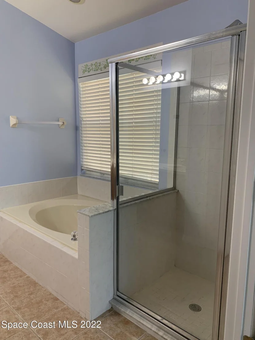 Photo of 982 Shaw Circle