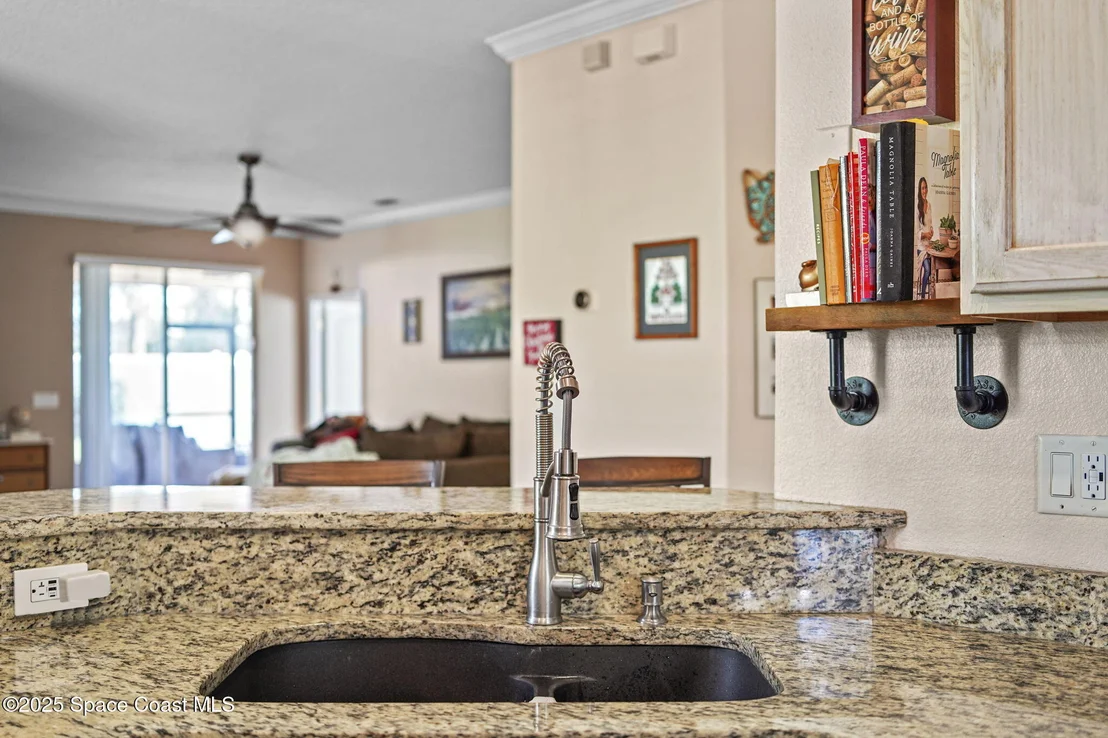 Photo of 381 Waterside Circle