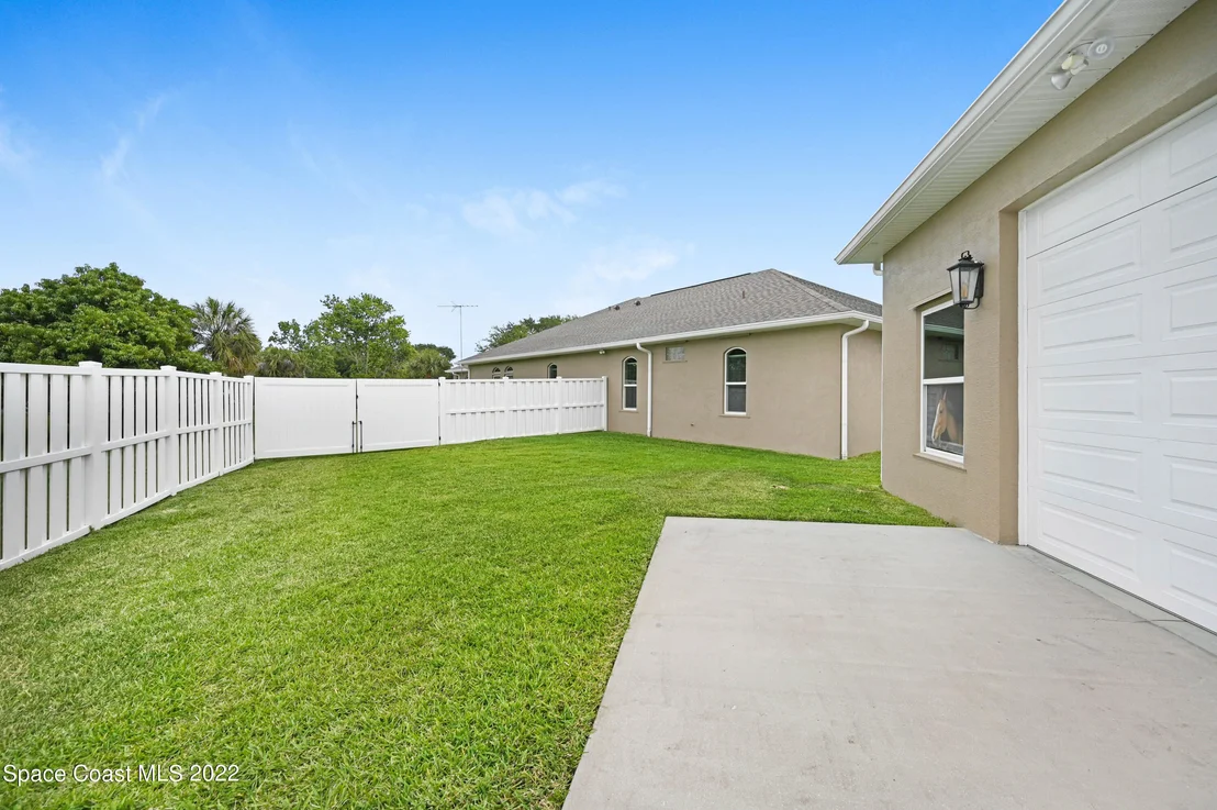 Photo of 1223 Salmonberry Place