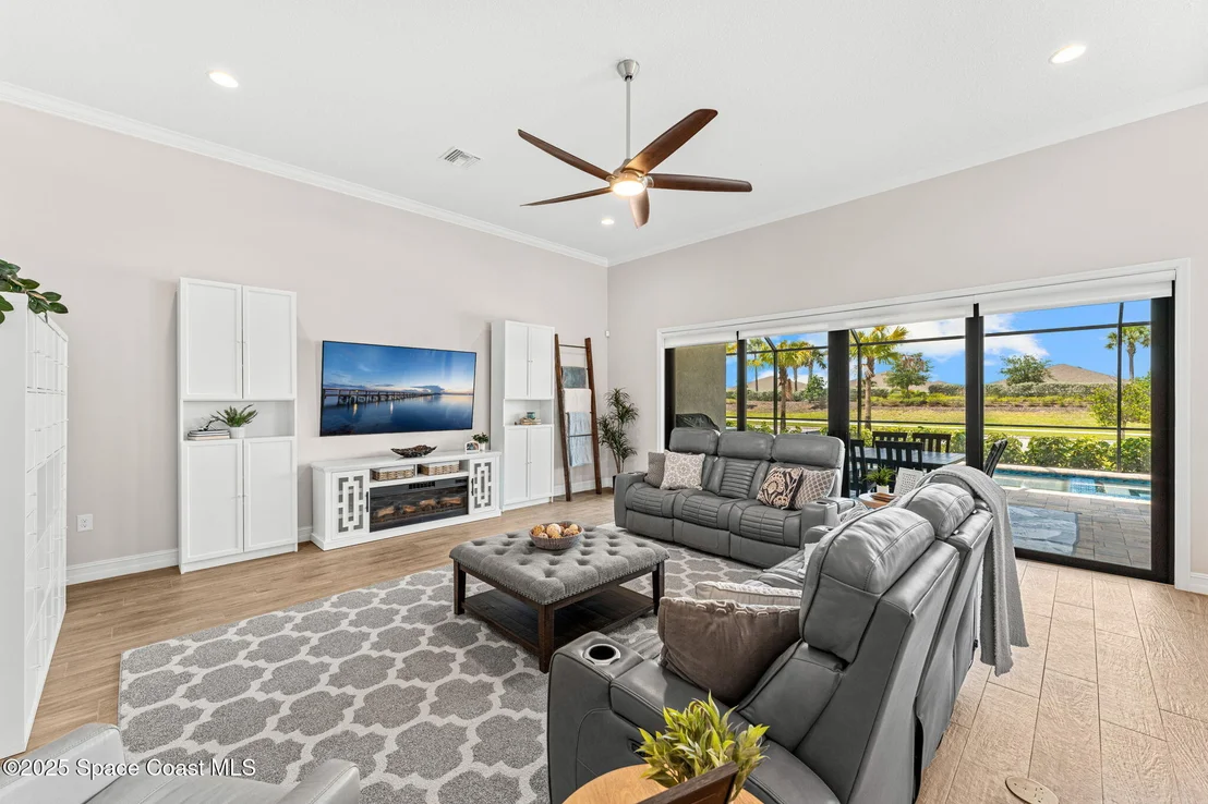 Photo of 2453 Donavan Court