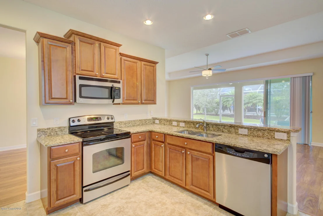 Photo of 6763 Newhall Lane