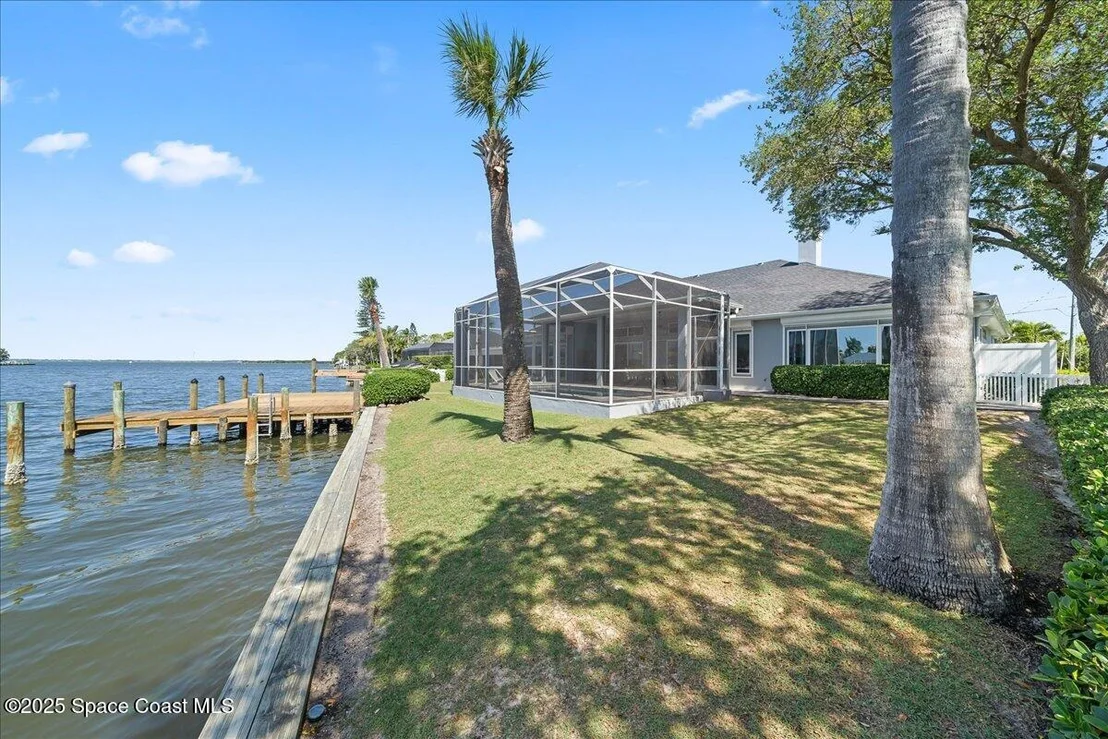 Photo of 110 W Bay Drive