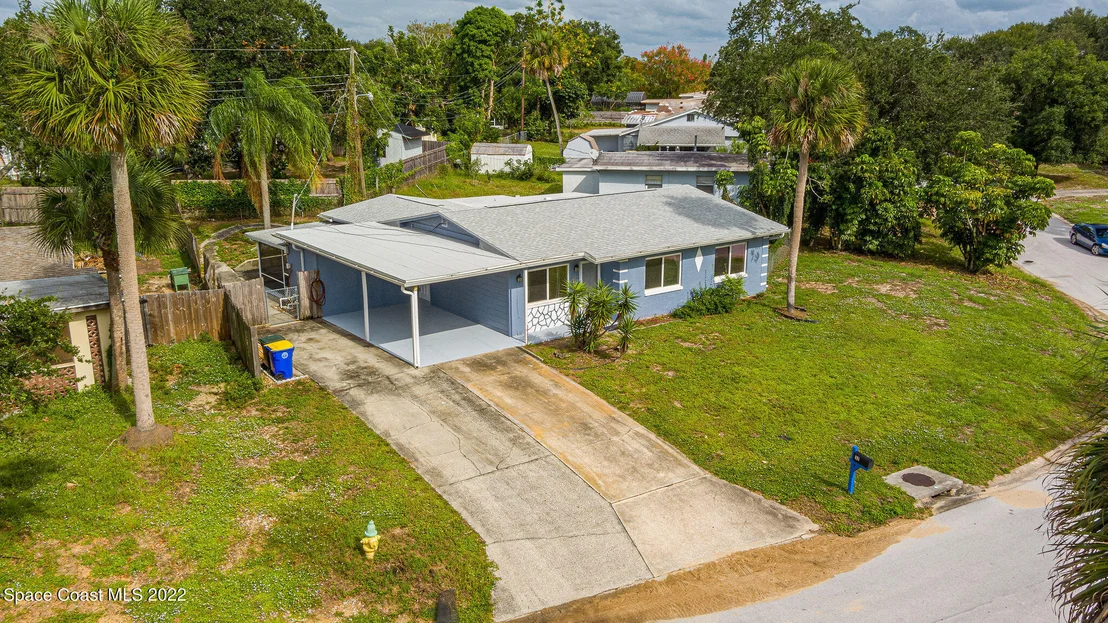 Photo of 32 Knollwood Drive