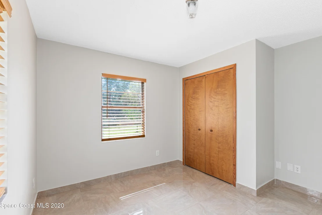 Photo of 1531 Hall Road
