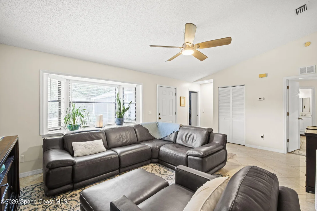 Photo of 7455 Darien Road