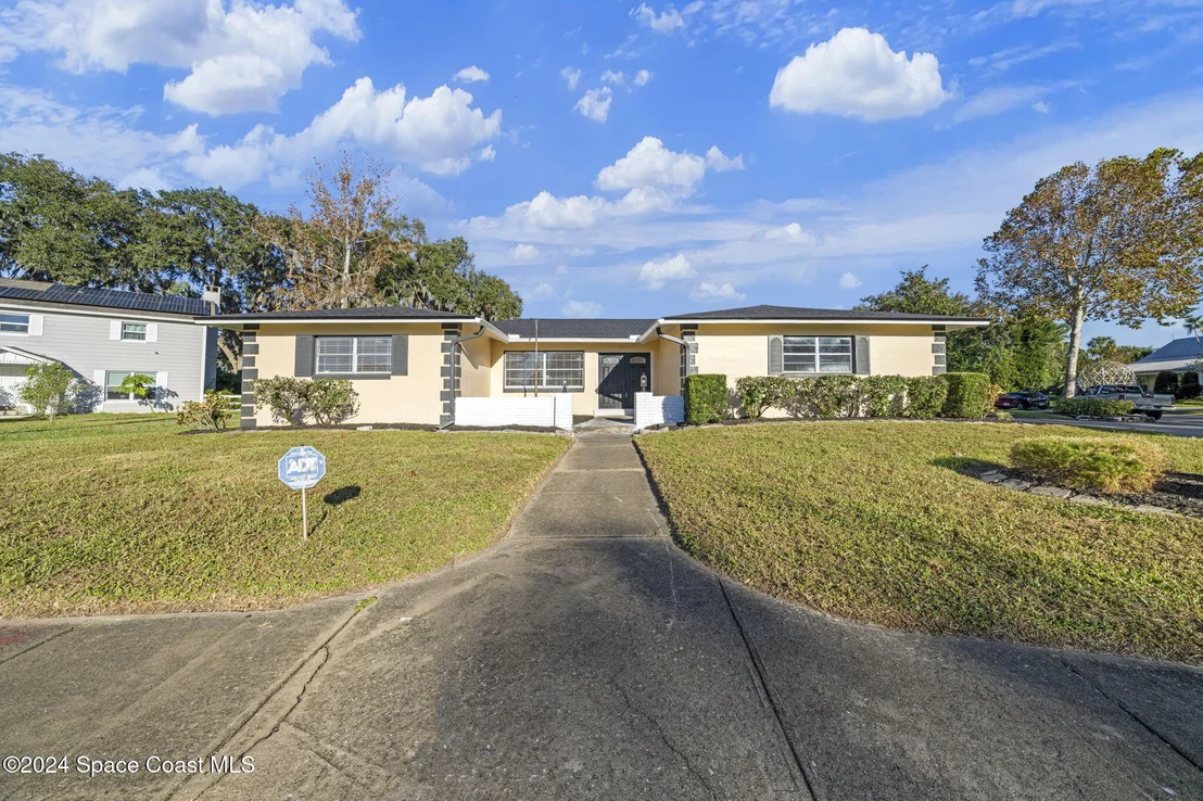 Photo of 4470 Bowstring Court