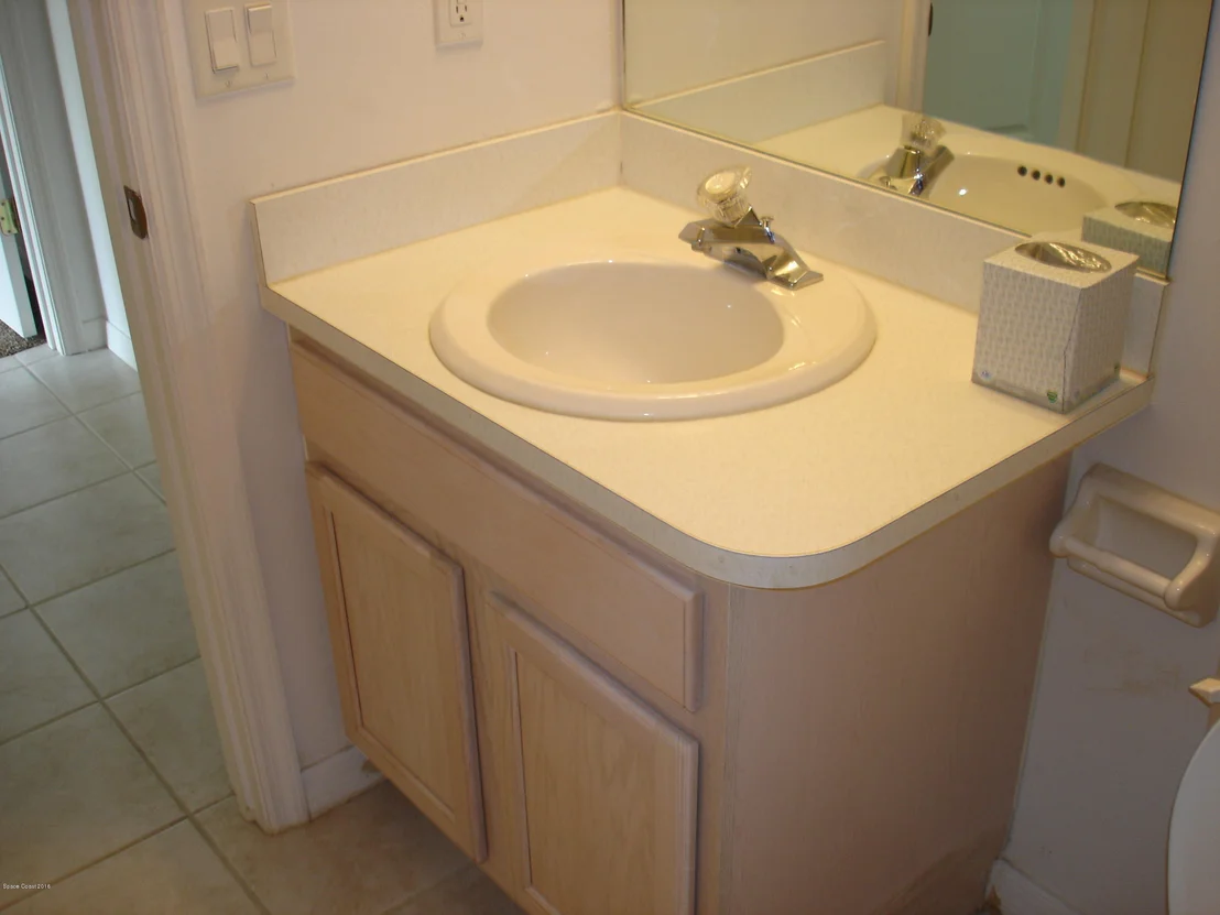 Photo of 1050 NE Pine Creek Circle NE