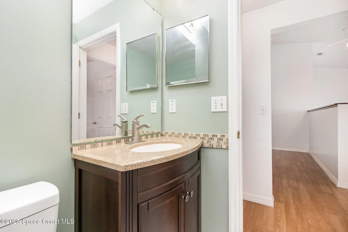 Photo of 6856 Buxton Avenue